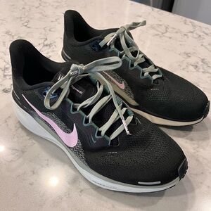 NIKE Air Zoom Pegasus 41 Women's Sz 10